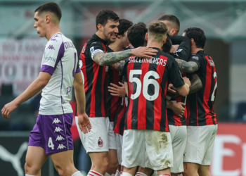Milan fantastik, përmbys Fiorentinën – lexo