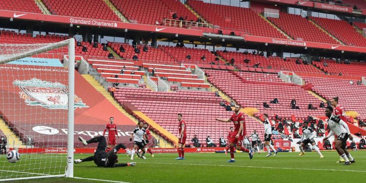 MESAZH I VEÇANTË nga qielli për Liverpool! (FOTO)