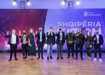 Basha takim me të rinjtë: Janë zemra e projektit tonë për të sjellë ndryshimin dhe shpresën