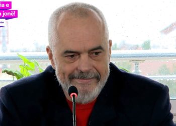 Grumbullimet e fushatës, Rama: Harbim dasmorësh nëpër rrugë, Luli si dhëndër i bukur