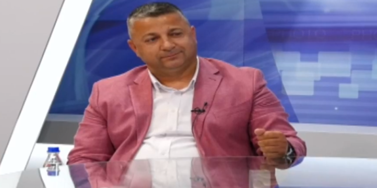 Kandidati i LSI në Tepelenë akuzon partinë e tij për vjedhje në televizionin e Tavos: Bashkë me PS-në më morën Bashkinë Memaliaj në 2015. Në të vërtet i fitova unë zgjedhjet (VIDEO)