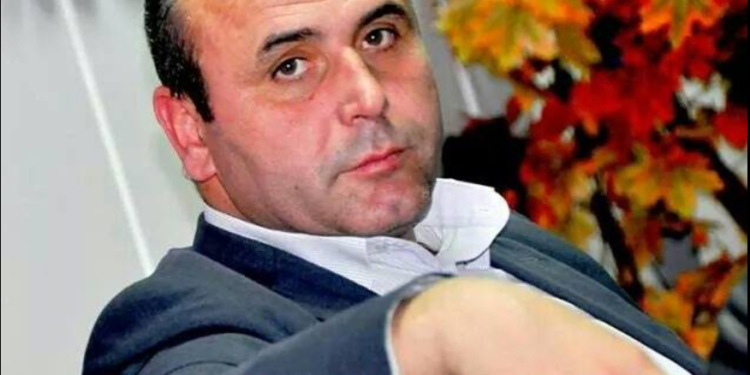 Aferat korruptive/ Tritan Shehu kyç gojën për vete, i përgjigjet Halim Kosovës me ish-kryetarin e PD Gjirokastër: Doktori ka humbur busullën, po përdoret nga Rama