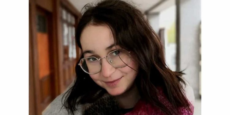 E rëndë/Ishte e intubuar te Infektivi, Covid i merr jetën 22-vjeçares