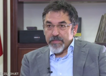 Çuçi tregon pse është i treti në listën e PS-së në Gjirokastër (VIDEO)