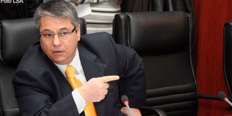 Nga kryetar i Gjirokastrës në krye të qeverisë në vitin ’97, Bashkim Fino, politikani i pajtimit