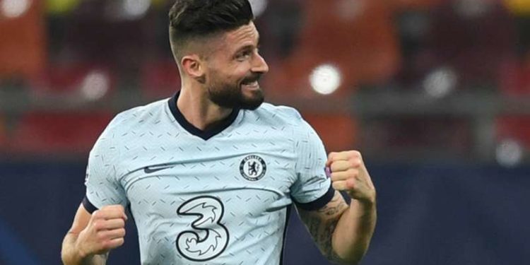 Giroud ishte një hap larg kalimit te Juventusi, zbulohet prapaskena