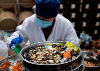 CNN: Miratohen tre ilaçe popullore në Kinë për kurimin e COVID-19