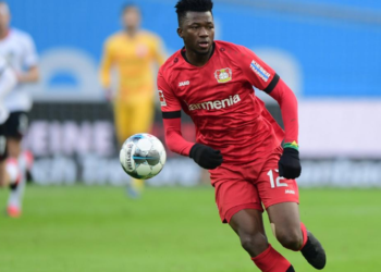 Juve do mbrojtës për të ardhmen, sfidon United për talentin e “aspirinave”