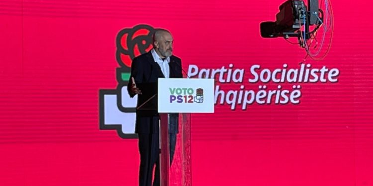 Rama tallet me mitingun e PD: Basha ishte duke fjetur ndaj u vonua, dhëndri erdhi vonë… kanë 3 ditë që ndërrojnë orarin