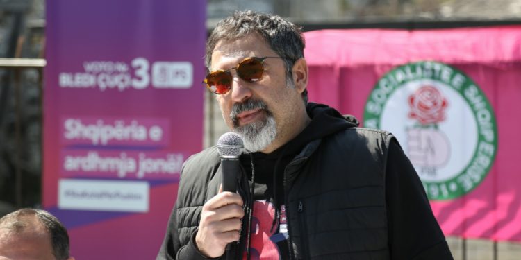 Gjirokastër, Çuçi: Dallimi mes nesh dhe PD-së si dallimi i dy botëve. Shihni çfarë bënë në takimin hapës të fushatës (VIDEO)