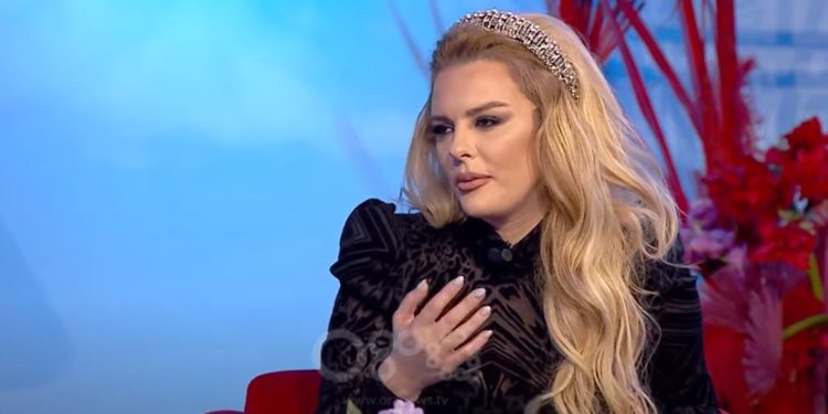 Anxhela Peristeri: I dola makinës para që të më shtypte