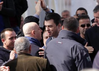 Tenderi korruptiv i Tritan Shehut, Roland Bejko mesazh për Lulzim Bashën: Tani që ujërat u turbulluan, nëse ka vend për korrigjime, deri në datën 8 mars duhet të bëhen