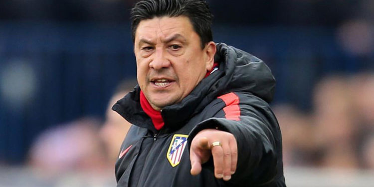 ndihmësi i përjetshëm i Simeones, Mono Burgos nis karrierën si trajner