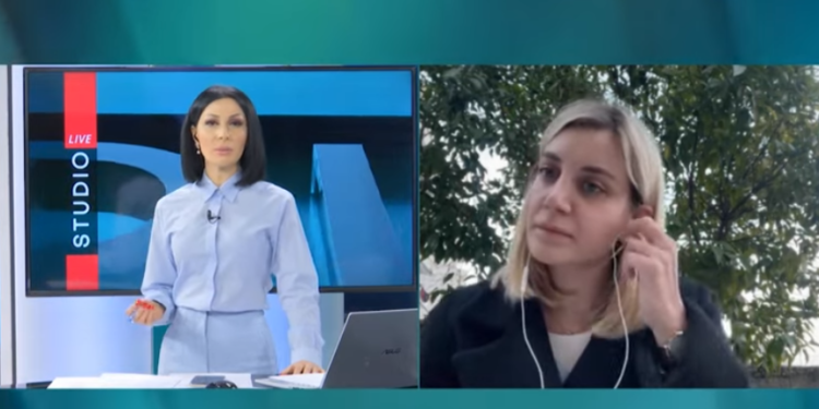 Kandidatja e PS: Marrim 3 mandate në Gjirokastër, të rinjtë të mos i qëndrojnë larg politikës (VIDEO)