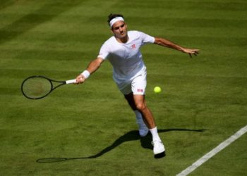 Federer i tregon të gjitha: Në fillim të karrierës…