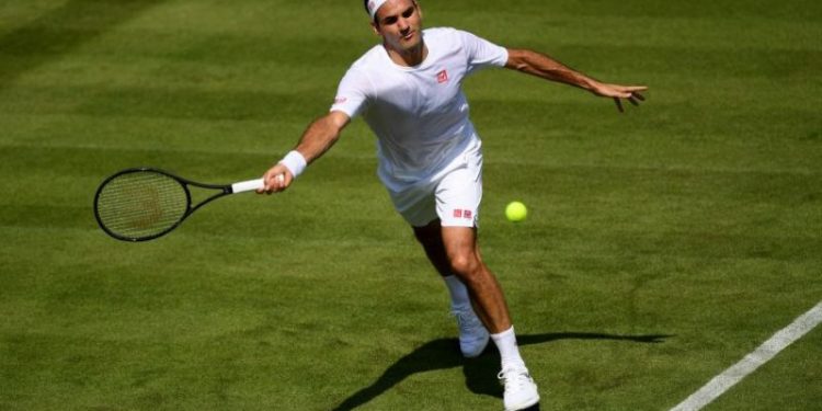 Federer i tregon të gjitha: Në fillim të karrierës…