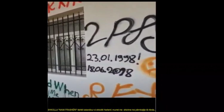 Gjirokastër, kandidati i PD-së ‘zbulon’ anën tjetër të shkollës “Naim Frashëri” (VIDEO)