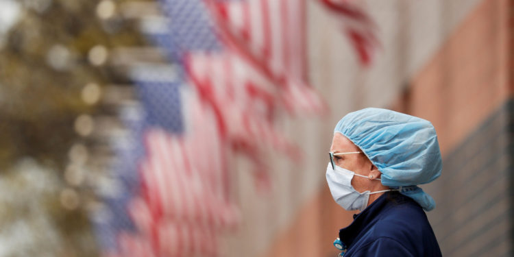 SHBA: Mbi 2400 raste të prekura nga variantet e reja të COVID-19