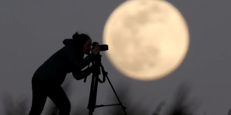 Kina dhe Rusia synojnë ndërtimin e stacionit hapësinor hënor