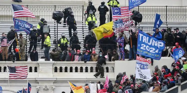 Sulmet ndaj Kapitolit/ Drejtësia amerikane nuk fal, shkon në 400 numri i të arrestuarve