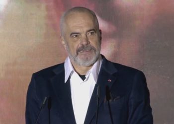 Rama: Nuk jam engjëll dhe as i rënë nga qielli. Na votoni që t’i zbardhim faqen Shqipërisë