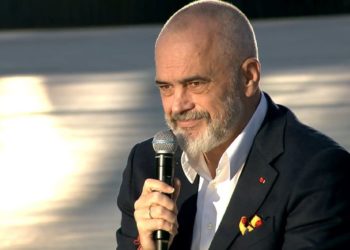 Rama për opozitën: Larg qoftë nëse i bie të kontrollojnë Shqipërinë