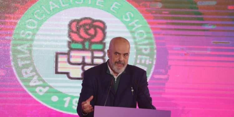 Emrat/ Ja kandidatët që kryesojnë listën e PS në çdo qark