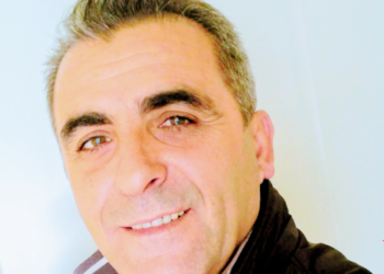 Ngjarje e rëndë në Dropull/Gjendet i pajetë në garazhd muzikanti Vasil Konomi