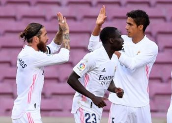 Manchester Unitedi ofron 85 milionë euro për mbrojtësin e Real Madridit