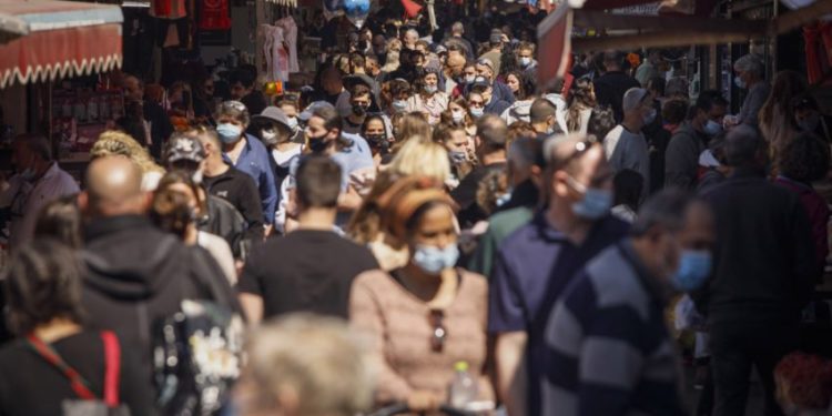 Pesë arsye pse imuniteti i tufës është ndoshta i pamundur