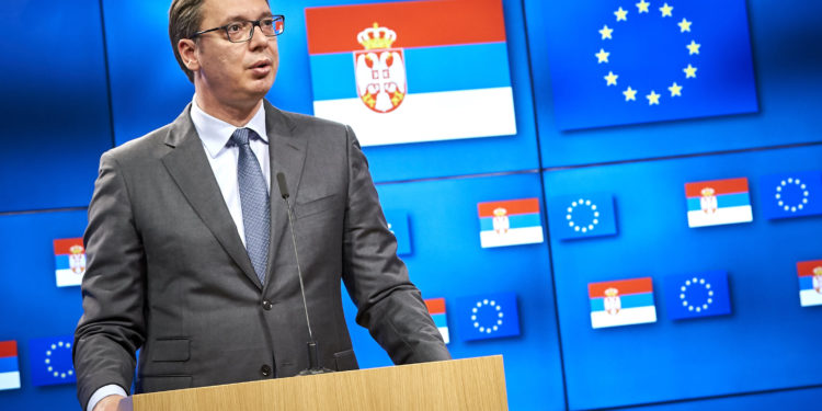 Ata me vaksina lindore nuk do të udhëtojnë dot në BE. Vuçiç tërbohet me perendimorët