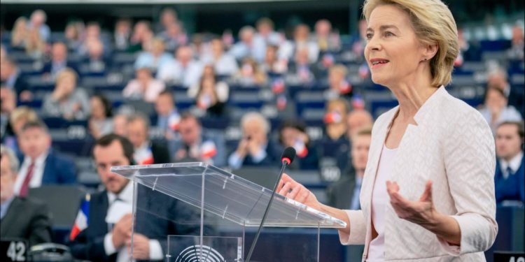 Von der Leyen: BE do të përfitojë 50 milionë doza nga Pfizer deri në qershor