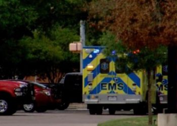 Të shtëna me armë zjarri në Teksas, humbin jetën 3 persona