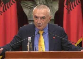 Ilir Meta: Më kanë në patronazh nja 500 fuksa