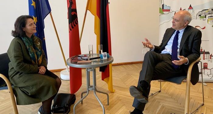 Ambasadori gjerman për DW: Presim zgjedhje të lira e paqësore