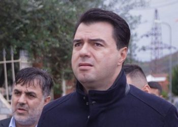 Basha: Kur të bëhem kryeministër do ta dyfishoj ndihmën ekonomike, do t’ja marr oligarkëve dhe do t’ja u jap juve