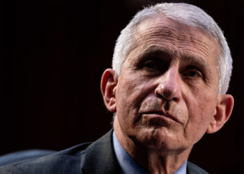 Fauci: AstraZeneca është vaksinë e mirë, por s’i duhet amerikanëve