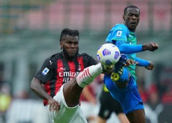 Milan humb në shtëpi, në rrezik edhe Championsi