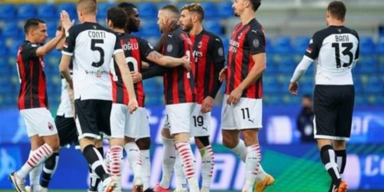 Milani mposht Parmën dhe ‘blindon’ vendin e dytë