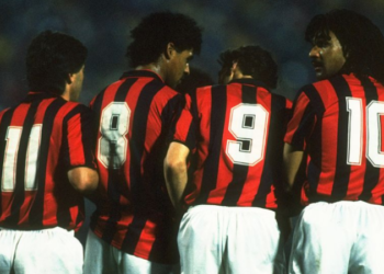 Sensi i humbur i numrave në fanellë