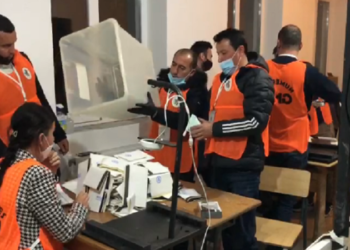 Del rezultati i kutisë së parë/ Ja sa vota kanë marrë PS, PD dhe LSI