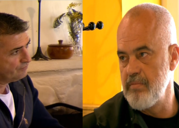 Rama i tërheq vëmendjen Tërmet Peçit: Gëzuar me ujë në Gjirokastër është normale, por të mos ketë raki në Tepelenë nuk e prisja. “Jemi në kohë të trazuara komandant dhe na duhet mendja e kthjellët”, i përgjigjet kryetari i bashkisë (VIDEO)