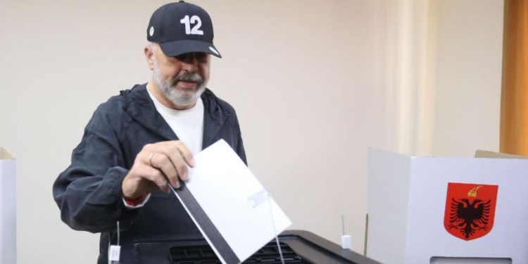 PS nis shkëputjen në rang vendi, kryeson me 51.5% të votave