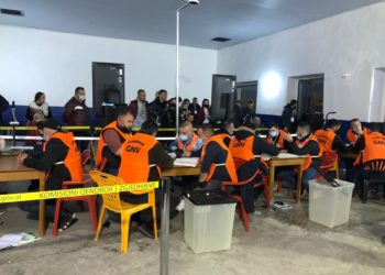 Nis numërimi votave dhe në Dropull (FOTO)