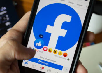 Facebook ndryshon rregullat në lidhje me komentet