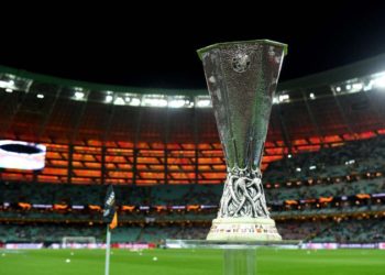 Trajneri i njohur gjerman shumë pranë pankinës së…