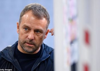 Tashmë gjithçka zyrtare, Flick njofton largimin nga Bayern