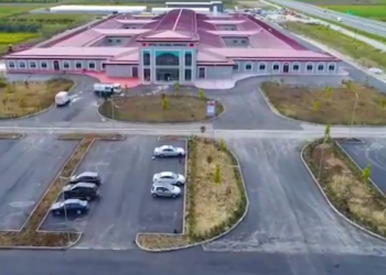 Përfundon spitali i ri i Fierit, Tritan Shehu e kundërshtoi në fillim dhe i pati bërë thirrje turqve që të tërhiqen nga investimi (VIDEO)