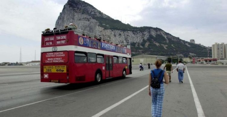 Rifillon jeta normalisht pas vaksinimit masiv, zbulohet shteti i parë në Evropë pa Covid-19