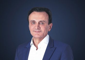 Shefi i AstraZeneca-s mohon shkeljen e kontratës me BE-në